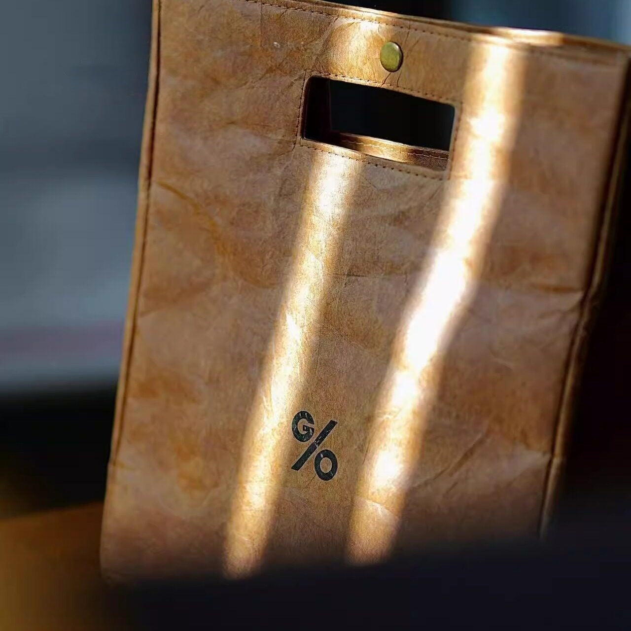 RETRO ECO-FRIENDLY HANDBAG